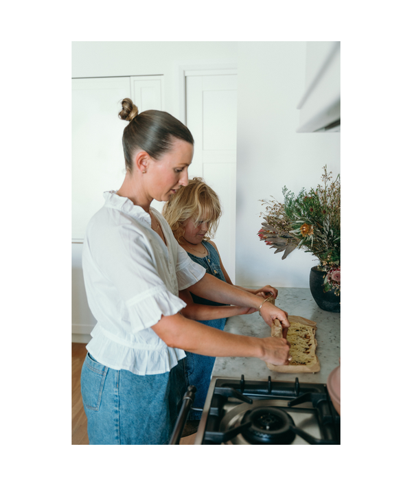 Boob to Food x Oomite. Nourishing Lunchbox Scrolls Kids Love